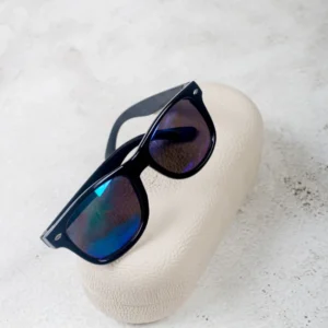 Trendy Mirrored Sunglasses with Bold
